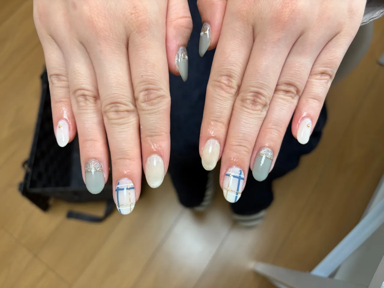 🩵上品で大人可愛い♡チェックネイル🤍✨